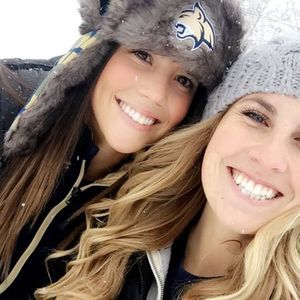 Meet your Posher, Iris